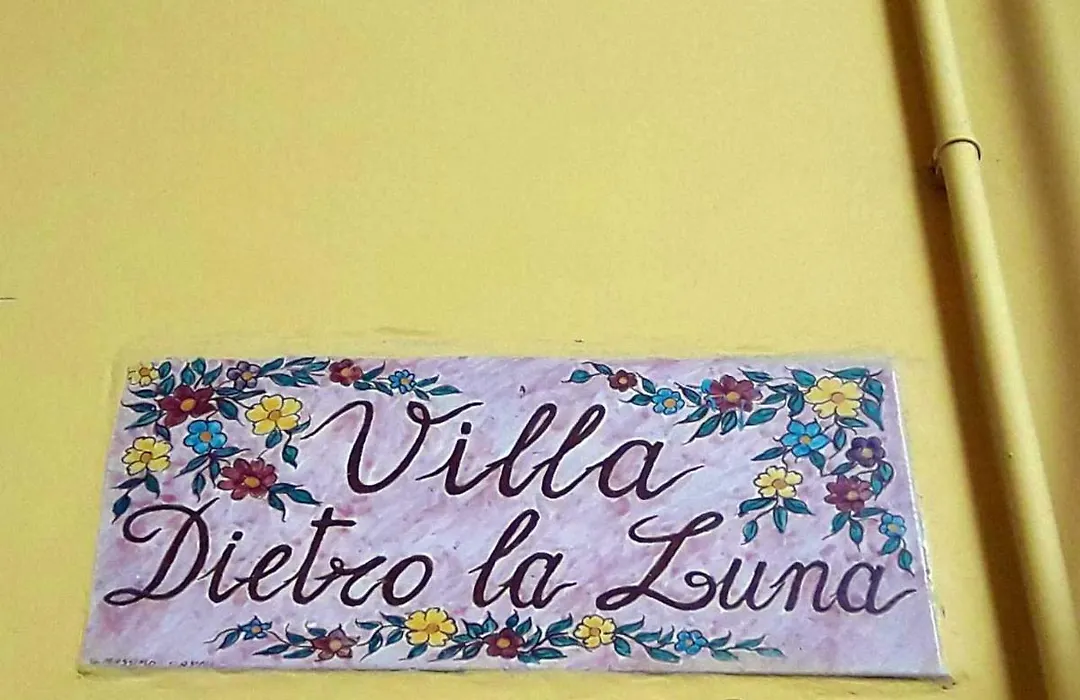 Villa Dietro la Luna-1